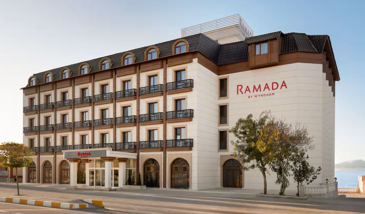 Ramada by Wyndham Van